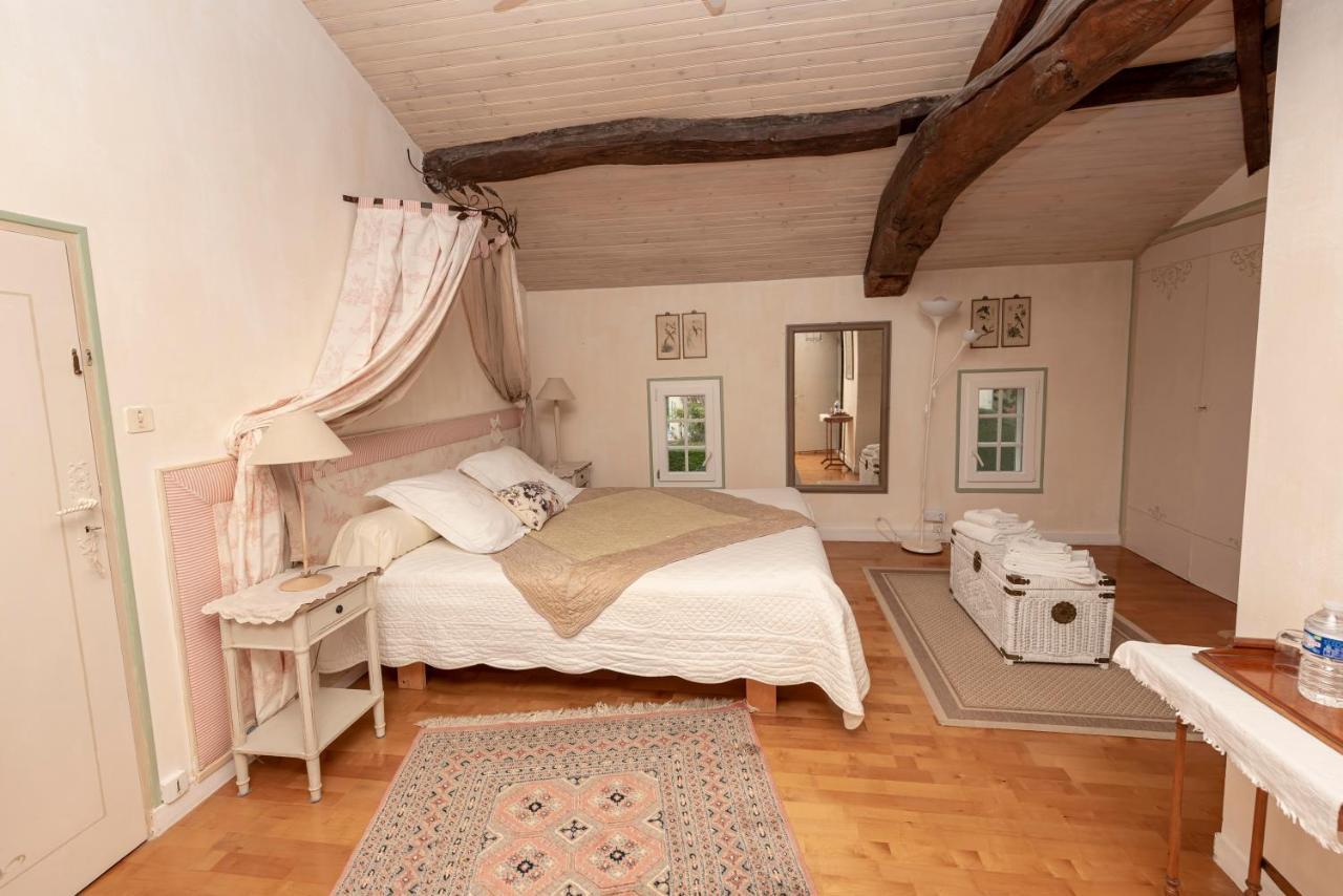 Chambres D'Hotes De Charme Au Refuge Du Peintre Pres De St Emilion Sainte-Terre Exterior photo