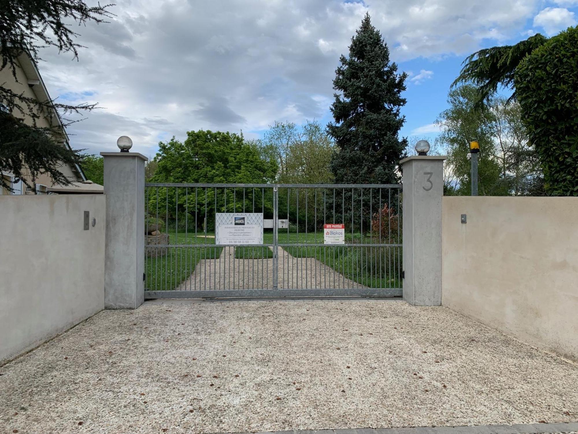 Chambres D'Hotes De Charme Au Refuge Du Peintre Pres De St Emilion Sainte-Terre Exterior photo